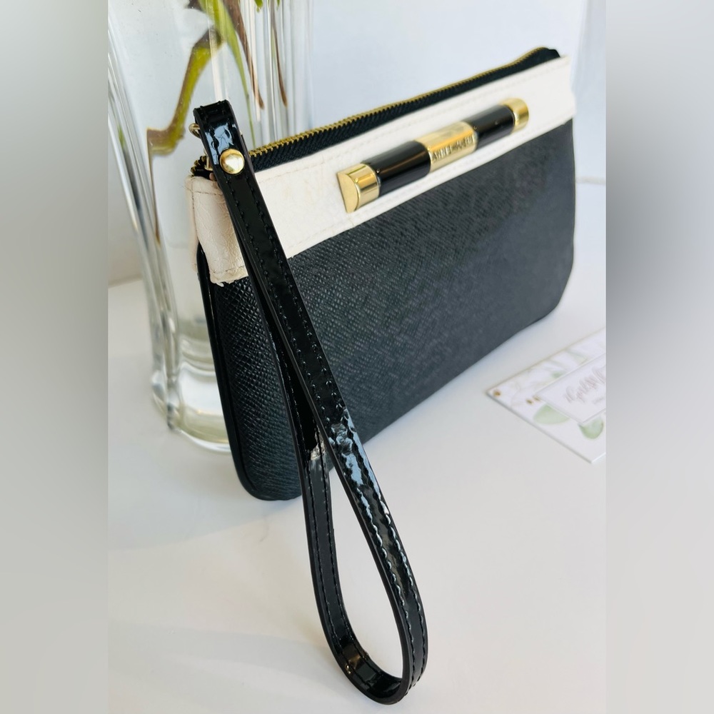 ANNE KLEIN Wristlet Designer Pouch Bold Logo Black & White Gold Tone Hardware